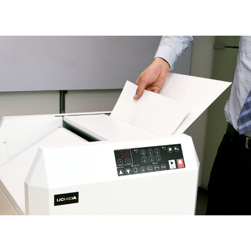 UCHIDA UBOOKLET PLEGADORA GRAPADORA